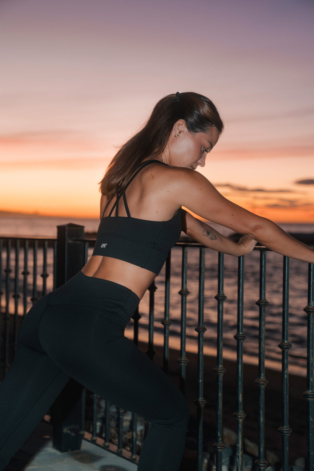 Polyamide vs Polyester Leggings: Which Fabric Actually Performs Better?