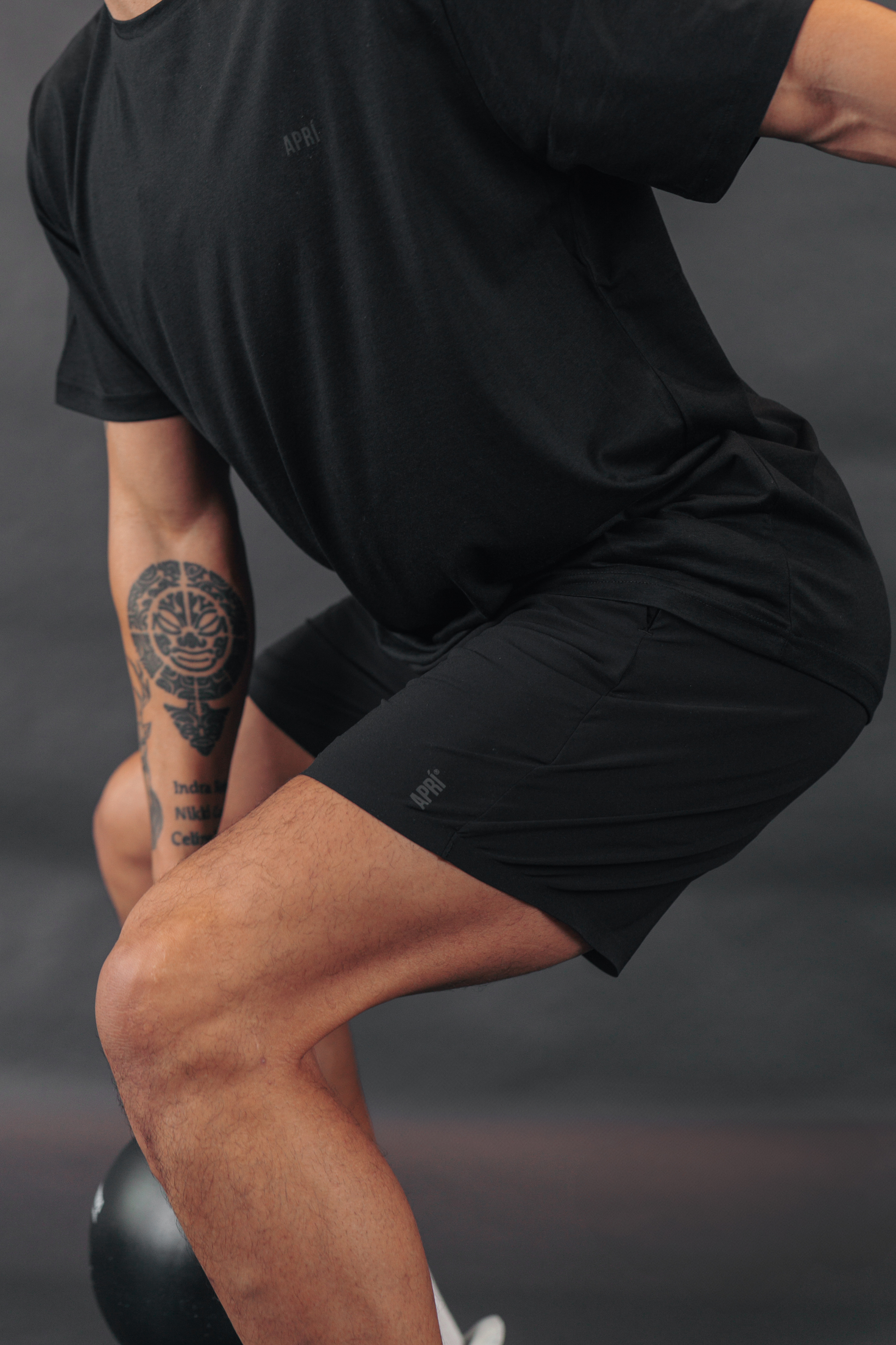 APRÍtech Airy Performance Shorts in black for outdoor summer training