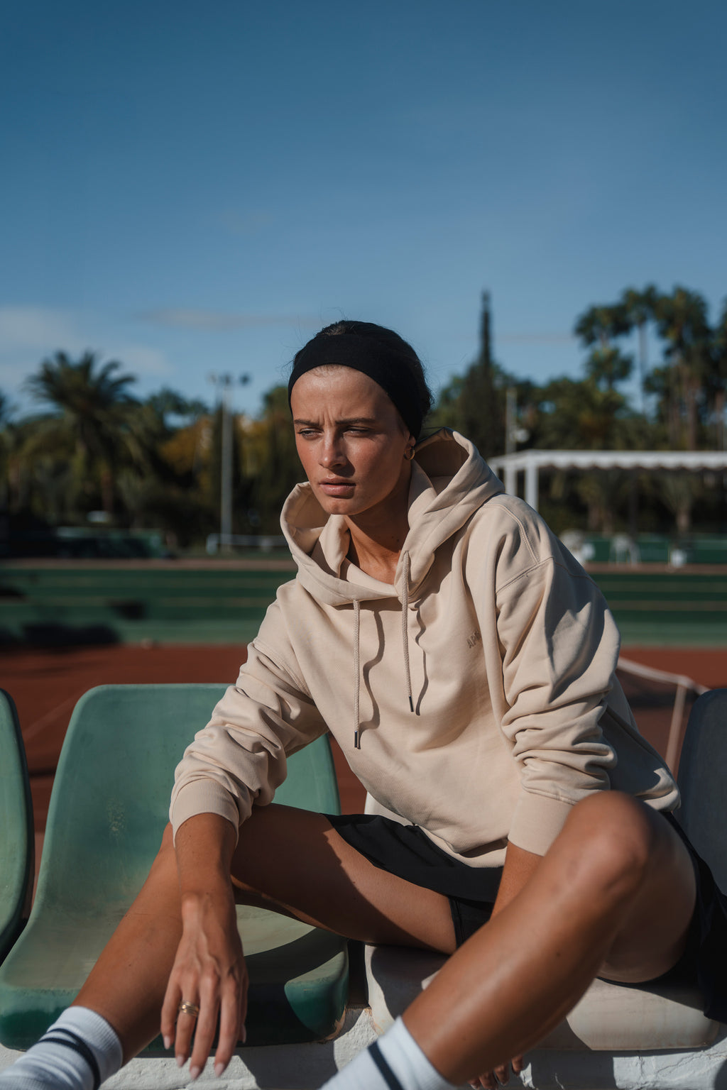 apríshield women's chai latte hoodie