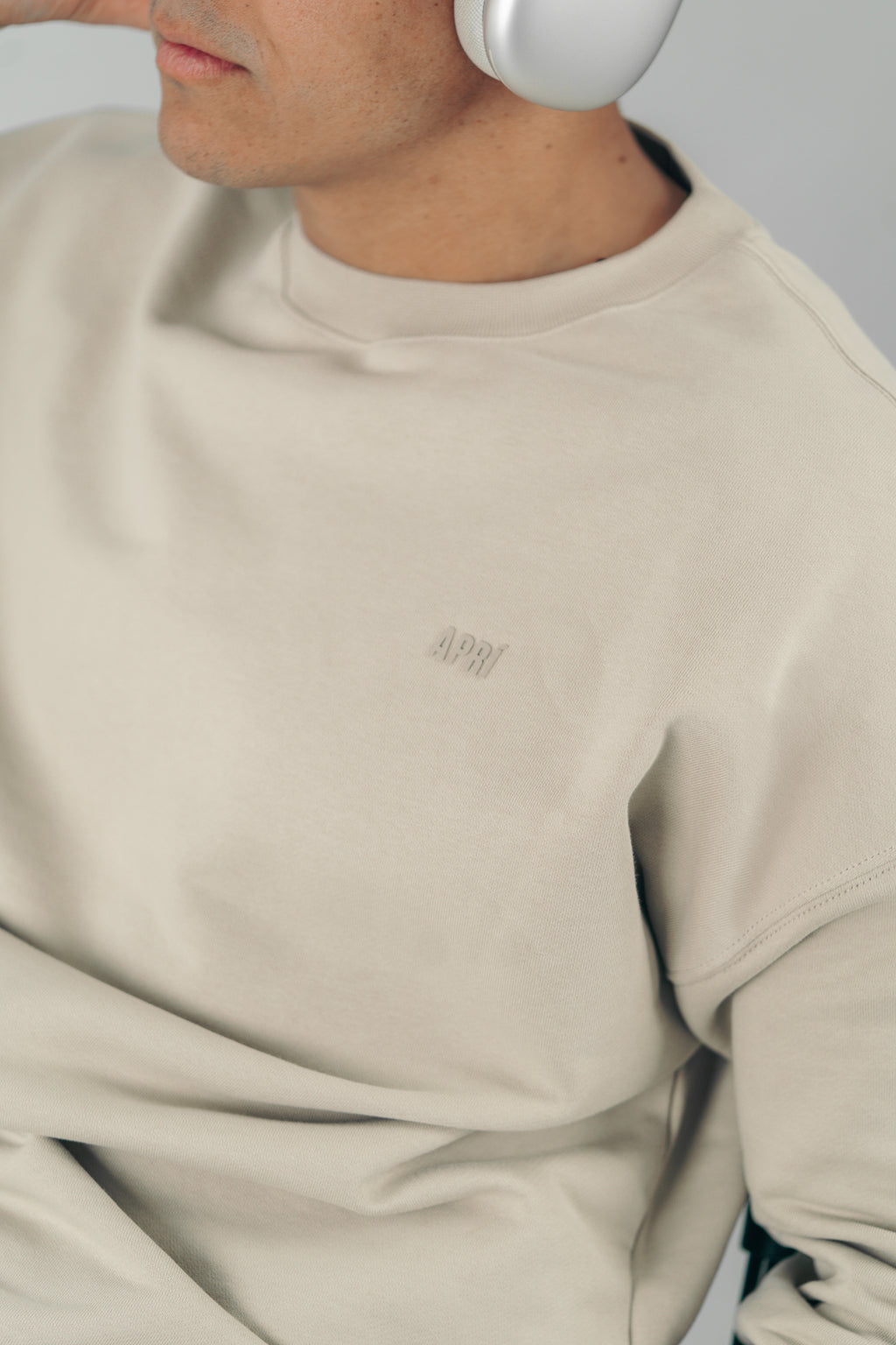 apri sportswear putty men's crew neck sweatshirt